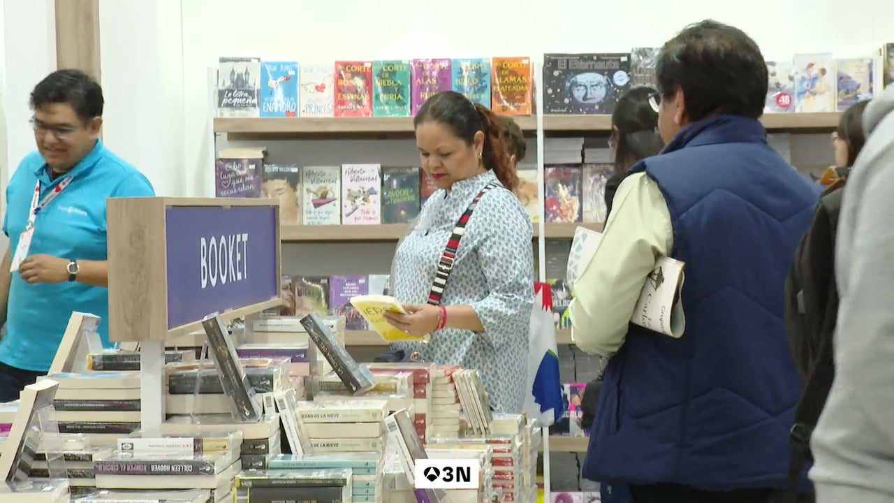 Los escritores de Planeta, muy presentes en la Feria Internacional del libro de Guadalajara, México