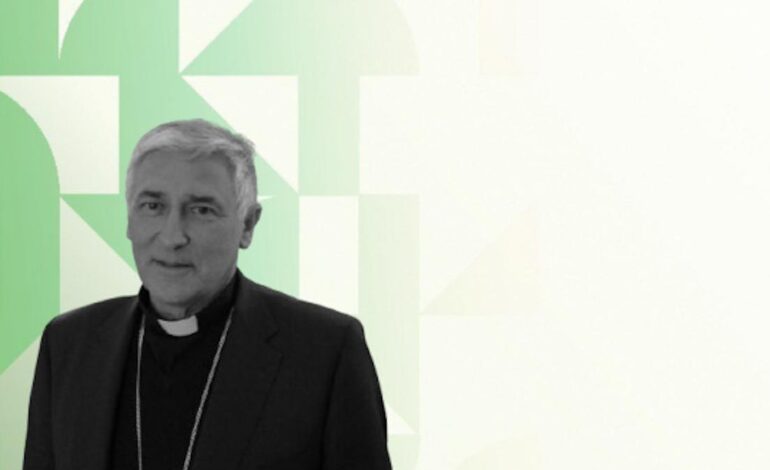 Miel, limón y vinagre | Rafael Zornoza, el obispo que ascendió a chirigota