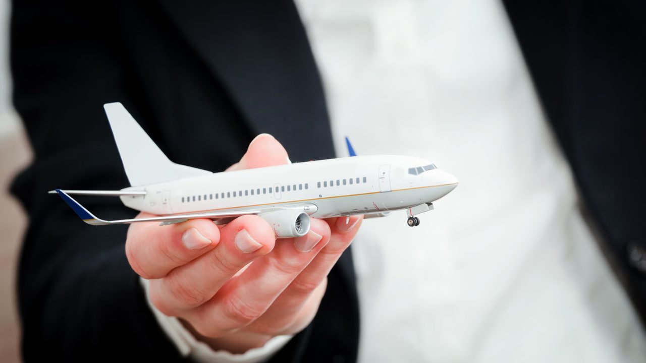 ¿Puedo viajar en Navidad si estoy de baja laboral? Esto es lo que dice el Estatuto de Trabajadores