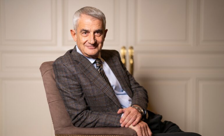 «Nuestro estado del bienestar es una mentira, promete lo imposible»