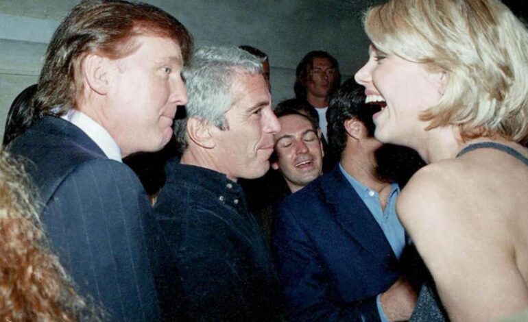 Los demócratas publican 19 fotos de Epstein con Trump, Clinton, Bannon, Woody Allen, Bill Gates y otras celebridades