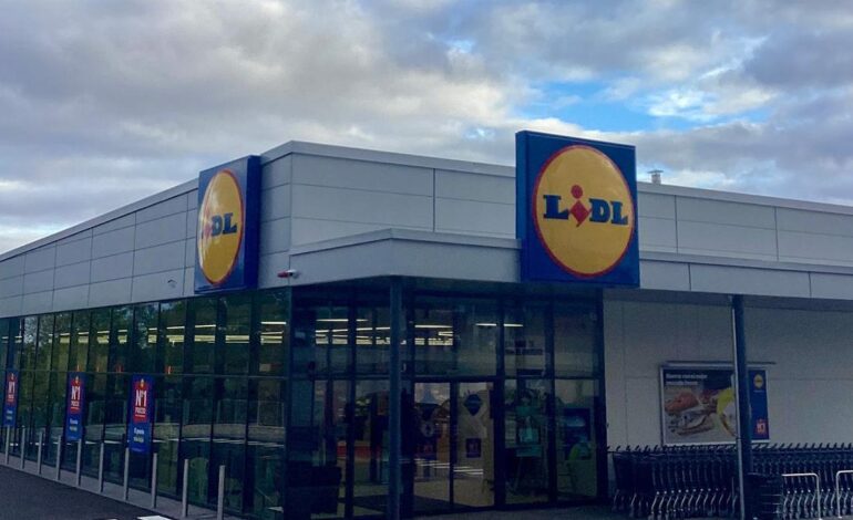 CACEROLA TEFAL LIDL | Colas en Lidl para hacerse con la solución de cocina con la que prepararás comidas como un profesional y que está a la mitad de su precio