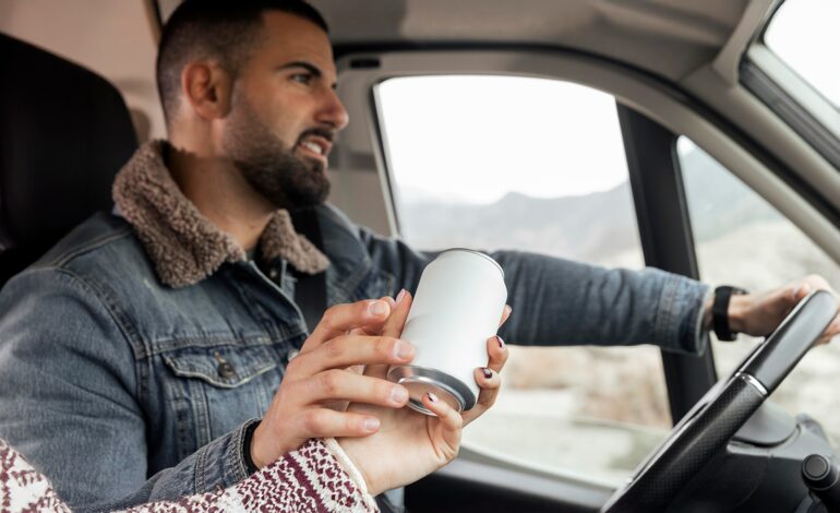 si se te derrama el agua en el coche, la reparación podría costarte 10 000 euros