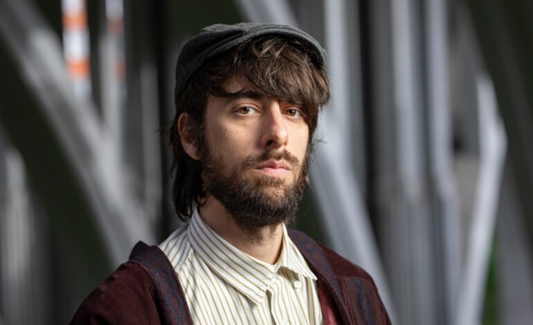 He vendido 300.000 ejemplares y en Madrid solo puedo comprar un zulo sin ventanas