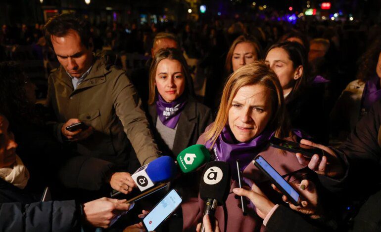 Bernabé exige elecciones en Valencia tras conocerse una nueva mentira sobre la tarde de la DANA: "Todo el mundo se debería plantear votar al PP"