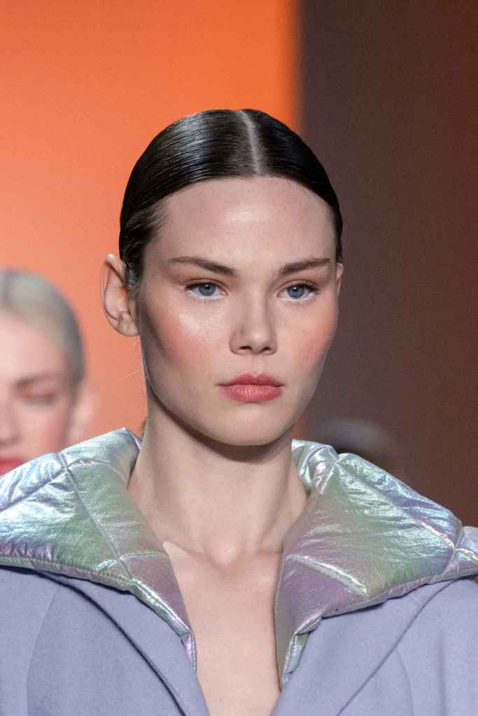 El delineador de ojos blanco puede ser nuestro gran aliado para hacer que nuestros ojos parezcan más grandes