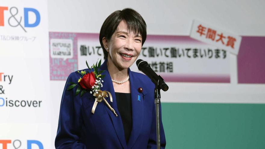 el feminismo matizado (o inexistente) de la primera ministra de Japón