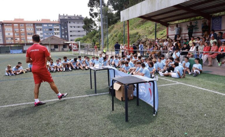 Usan el nombre de un equipo de futbol asturiano para una estafa: así es el timo de la pulserita