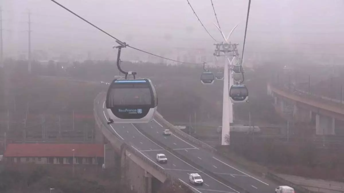 Inaugurado el teleférico urbano más largo de Europa a las afueras de París