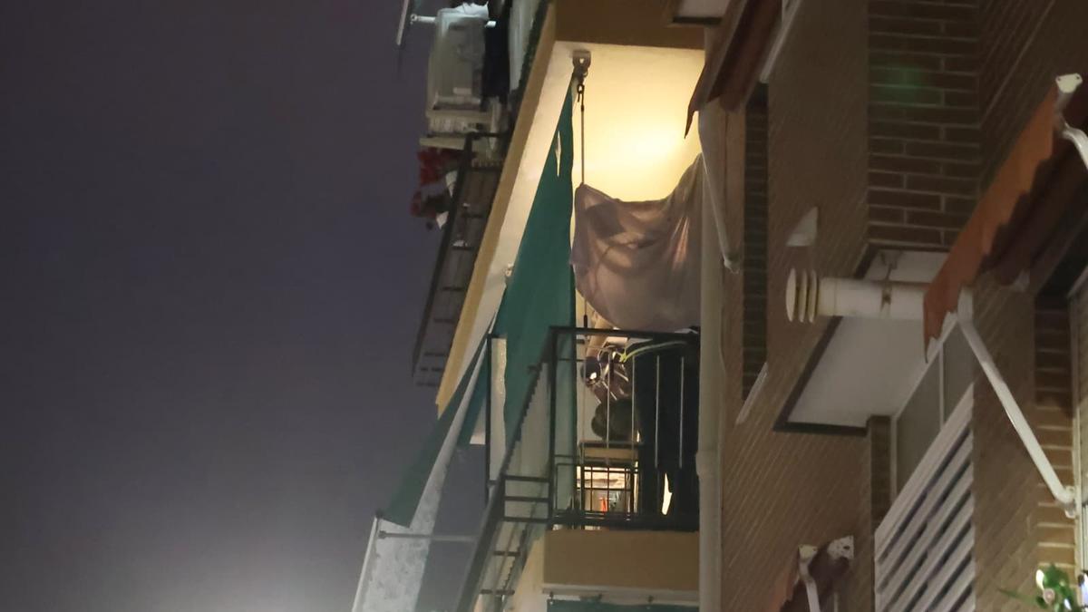 VIOLENCIA DE GÉNERO ALICANTE | Asesina a cuchilladas a su pareja en Alicante y luego se ahorca en el balcón