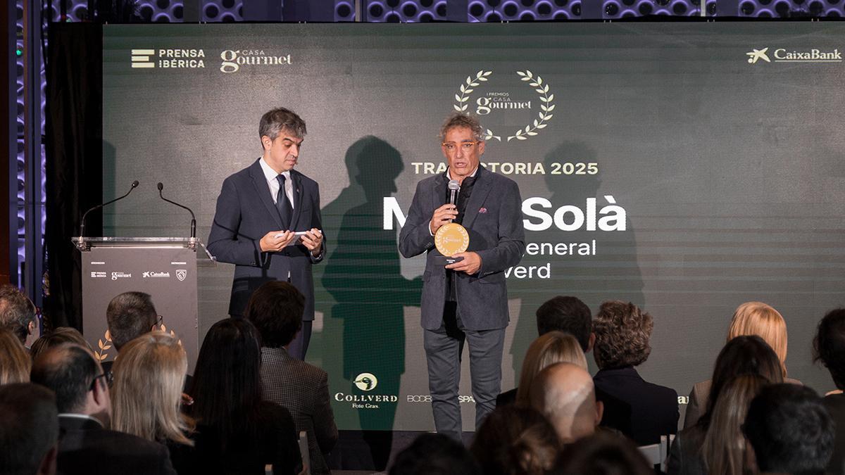 Marc Solà, director general de Collverd, recibe el Premio a la Trayectoria 2025.