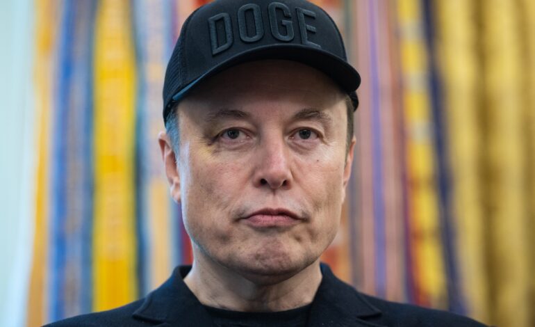 Elon Musk pide la «abolición» de la Unión Europea tras la multa a la red social X de 120 millones