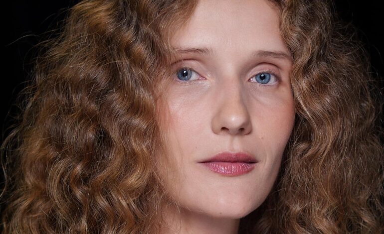 Enzimas para tu pelo, el tratamiento que recomiendan todos los peluqueros