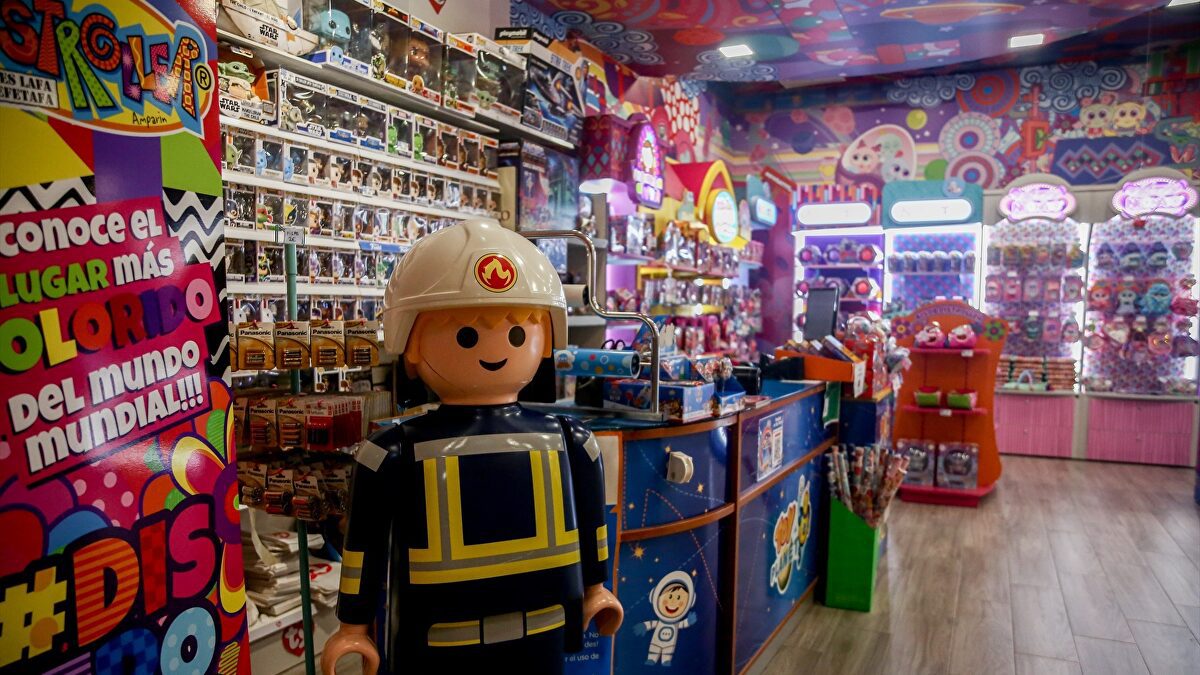 La baja natalidad golpea a los jugueteros que huyen hacia el cliente adulto
