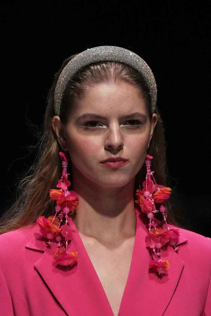 El delineador de ojos blanco puede ser nuestro gran aliado para hacer que nuestros ojos parezcan más grandes