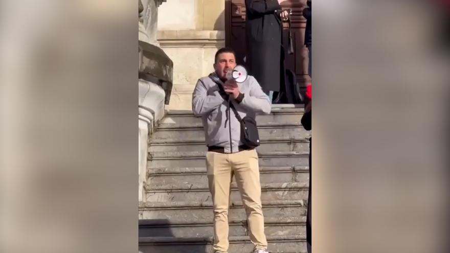 AUTÓNOMOS MANIFESTACIÓN BILBAO | Un autónomo se hace viral al estallar en una manifestación de Bilbao: «¡Estamos hartos, basta ya!»