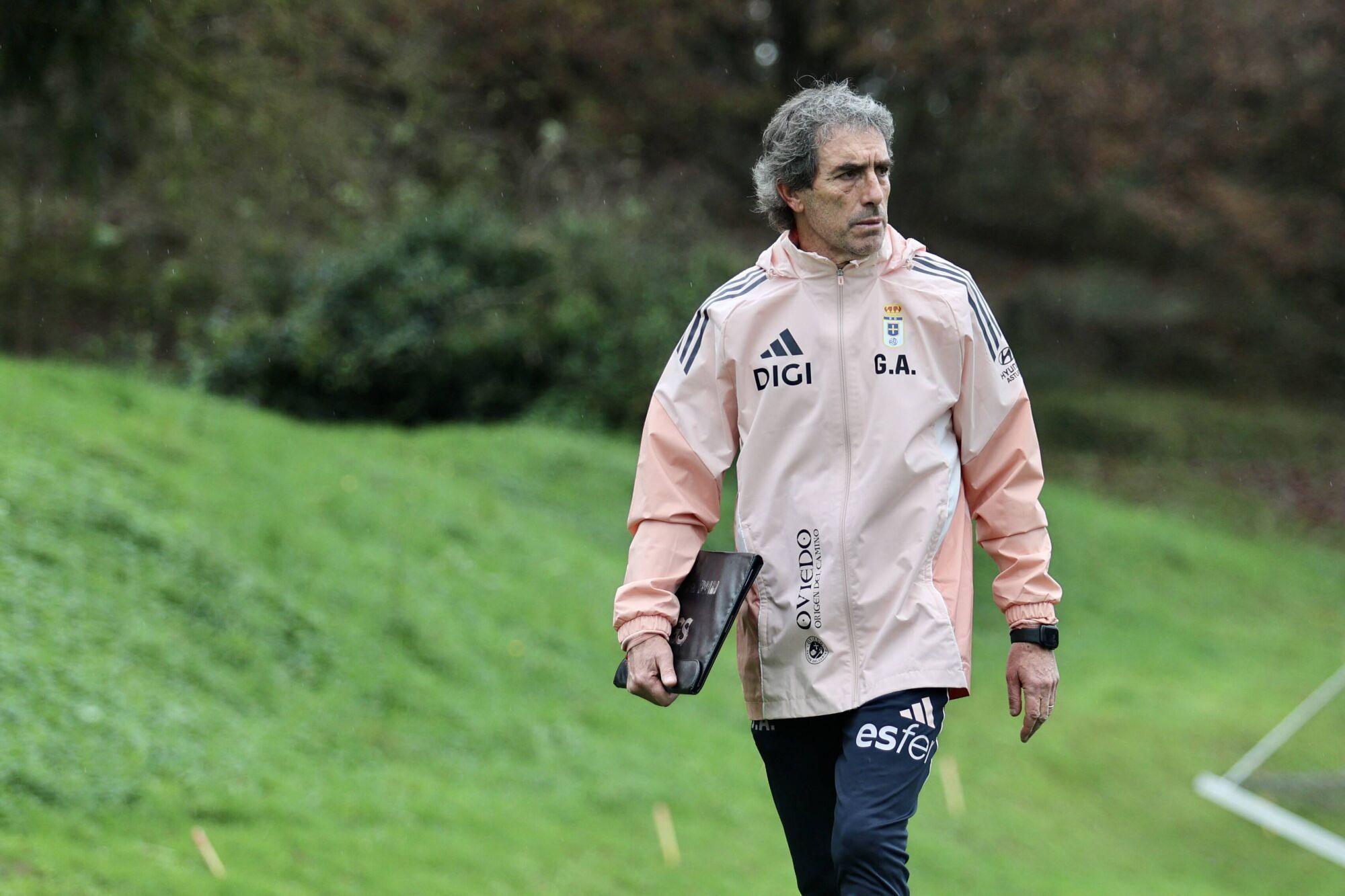 Así fue el primer entrenamiento de Guillermo Almada con el Real Oviedo