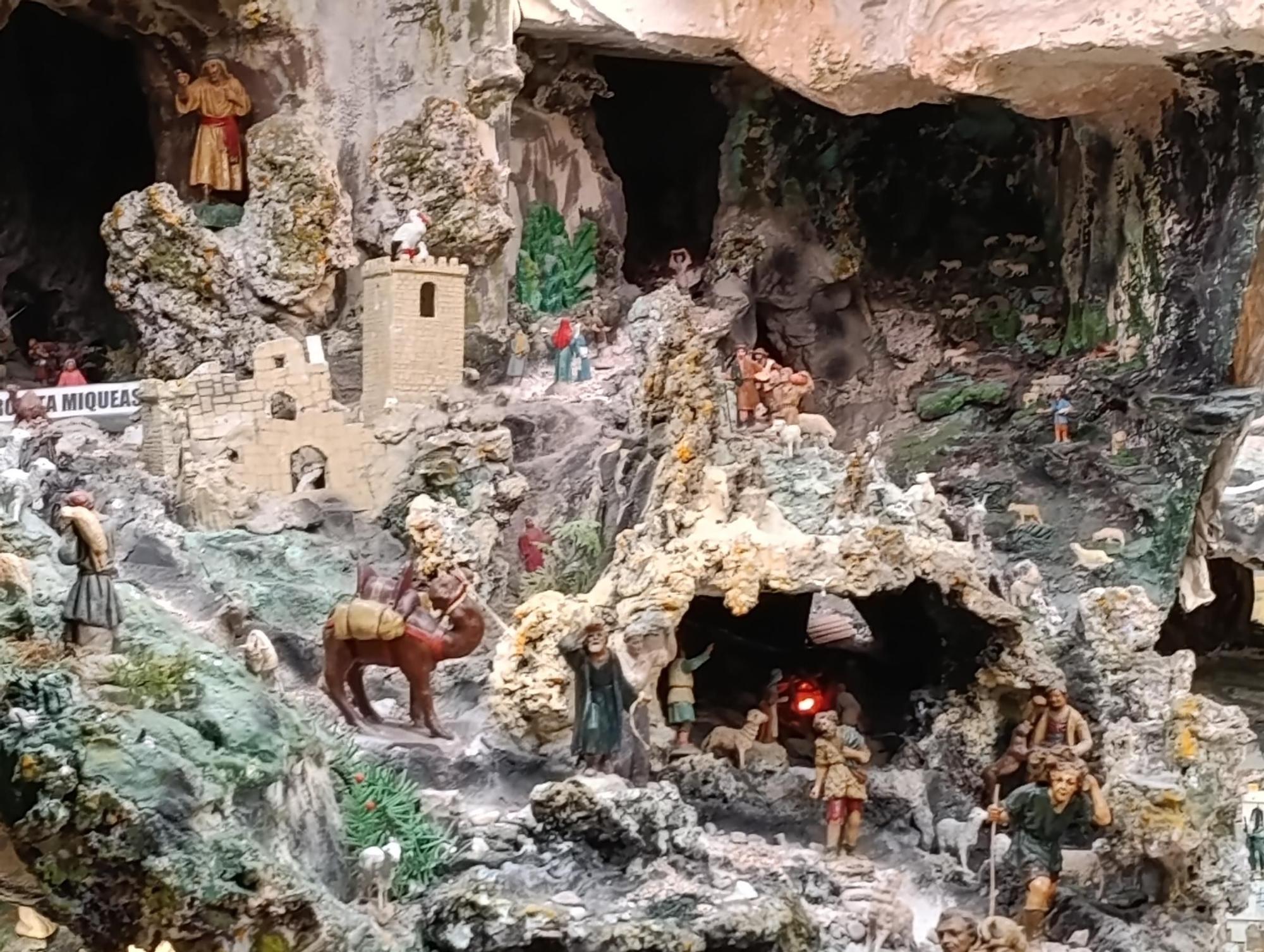 El Belén de Pola de Siero que deslumbra en Navidad