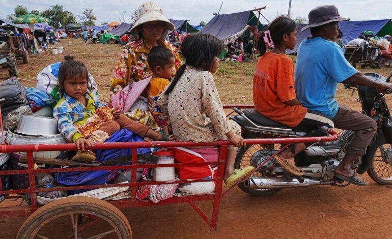 Camboya y Tailandia descartan un alto el fuego inmediato a pesar de los más de 20 muertos y el medio millón de desplazados