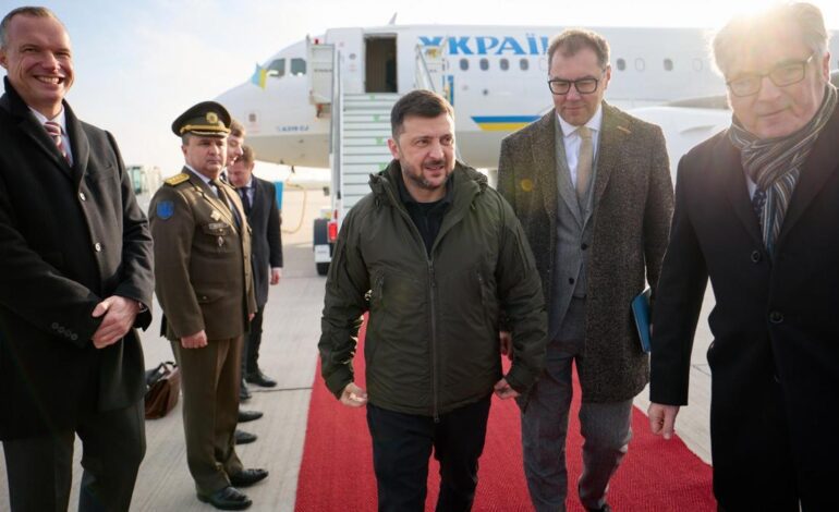Zelenski aterriza en Berlín para mantener reuniones con los emisarios de Trump