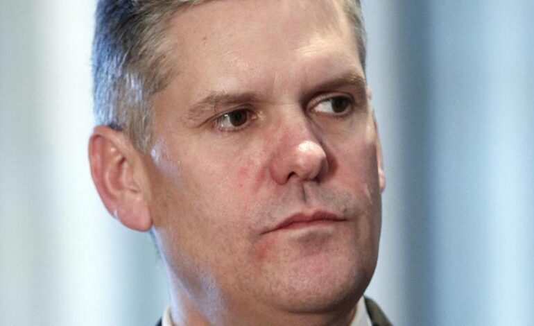 CRISIS CUBA | Condenan a prisión perpetua al ex hombre fuerte de la economía cubana, Alejandro Gil Fernández