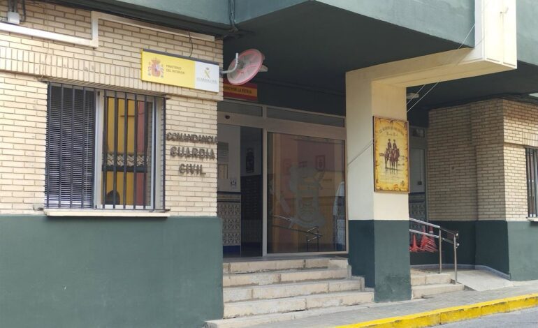 Investigan la muerte de una persona al precipitarse de un edificio en Matalascañas (Huelva)