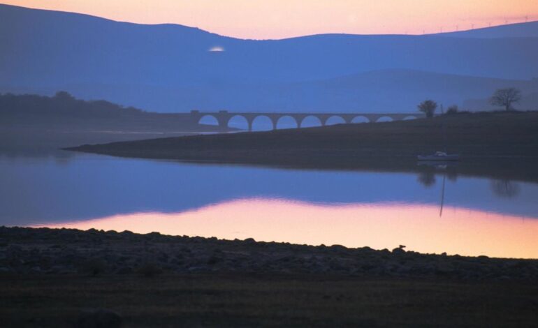 Localizado sin vida el piragüista desaparecido en el pantano del Ebro