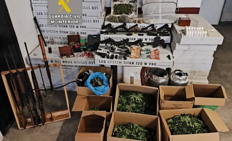 Investigan a un hombre relacionado con plantación de marihuana, drogas y armas halladas en una casa en Selva