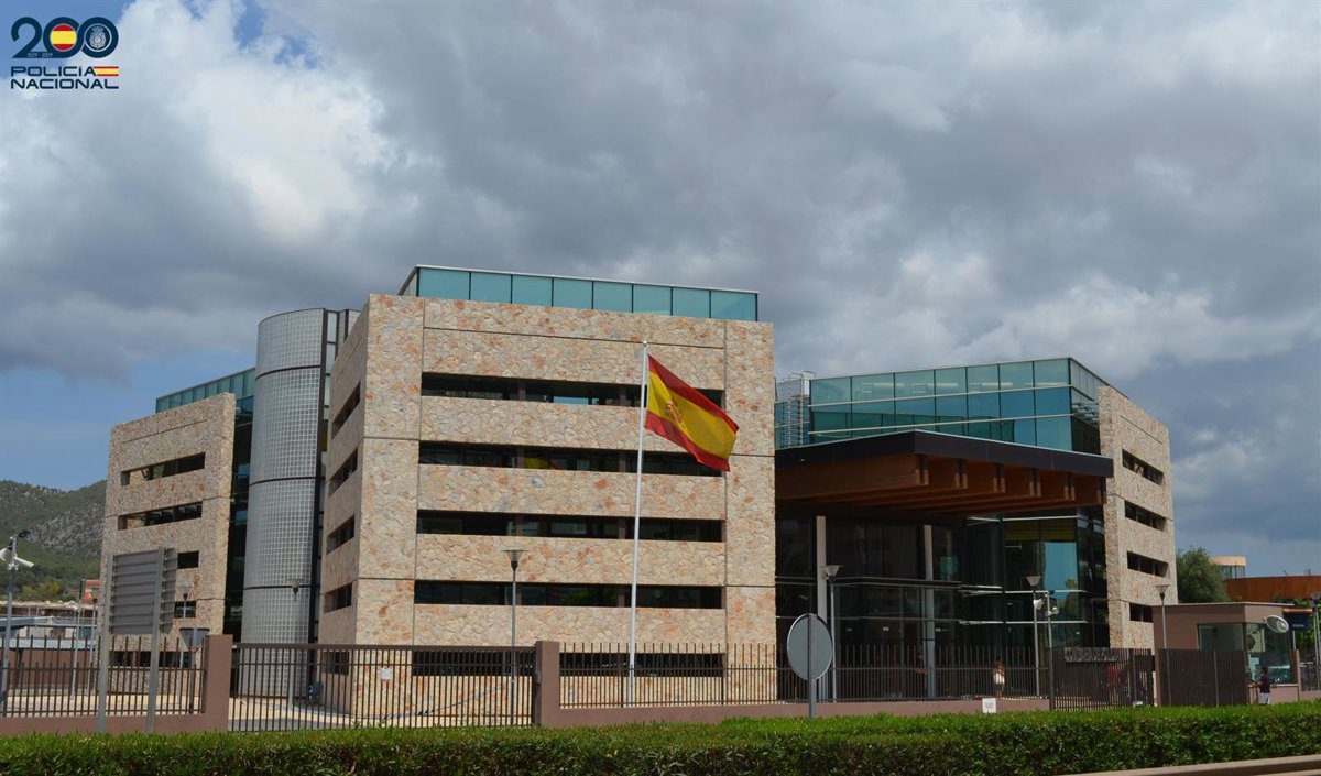 Detenida una mujer en Ibiza como presunta autora de hurto y allanamiento de morada