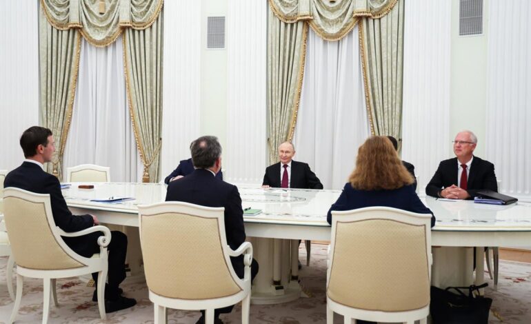 Trump describe como «muy buena» la reunión entre Putin y sus enviados en Moscú