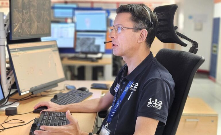 Un herido tras la colisión de un camión contra la mediana en la TF-1, a la altura de Arona (Tenerife)