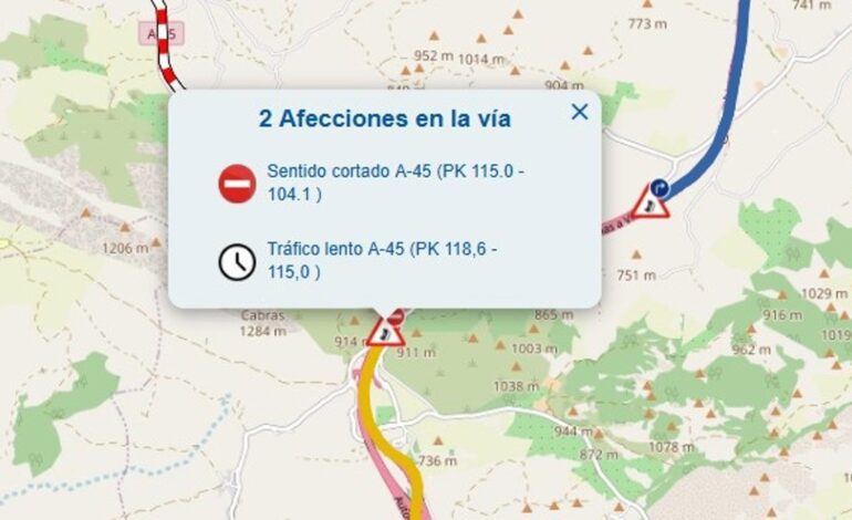 Accidente entre dos camiones en A-45 en Antequera en sentido Córdoba mantiene tráfico lento y obliga a desvío por A-92M
