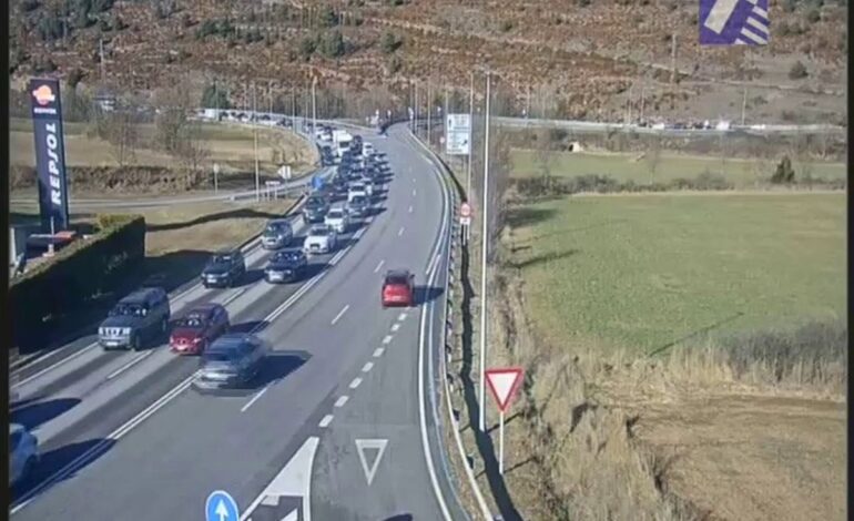 53.000 coches vuelven al área de Barcelona hasta las 14 horas de este lunes, un 21,2% de los previstos