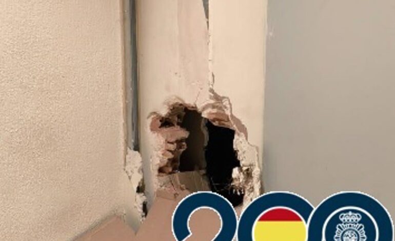 Desarticulada una trama de butroneros por una decena de robos en establecimientos y oficinas en Málaga