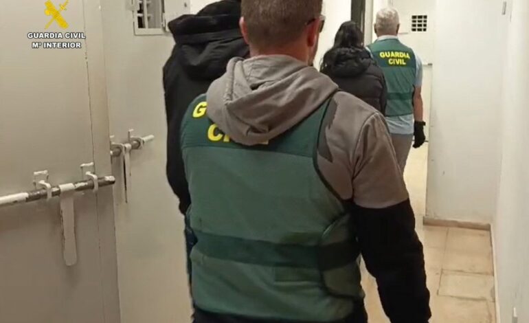 Detenida en Torrevieja (Alicante) una pareja fugada de la Justicia acusada de 49 estafas a víctimas de toda España