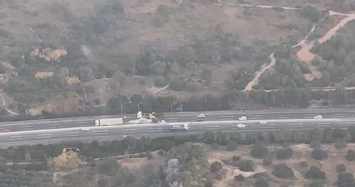 Reabre la AP-7 en El Vendrell (Tarragona) en sentido sur tras el corte por el accidente múltiple