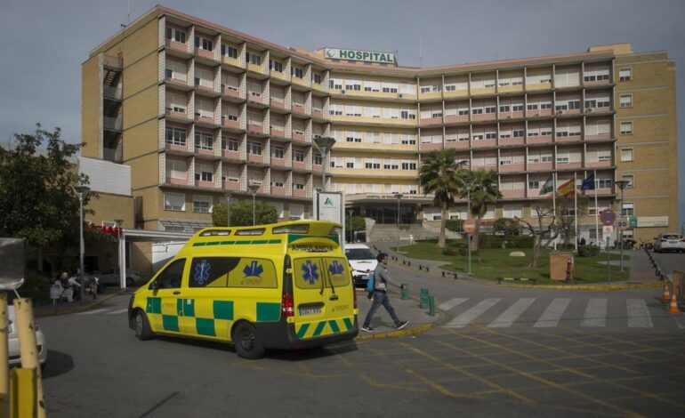Detenido un hombre tras amenazar con un cuchillo a una doctora del Hospital Virgen del Rocío de Sevilla