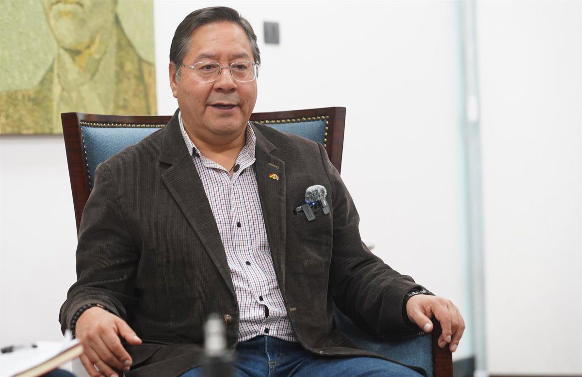 Detenido el expresidente de Bolivia Luis Arce, según denuncia la que fuera su ministra de Presidencia