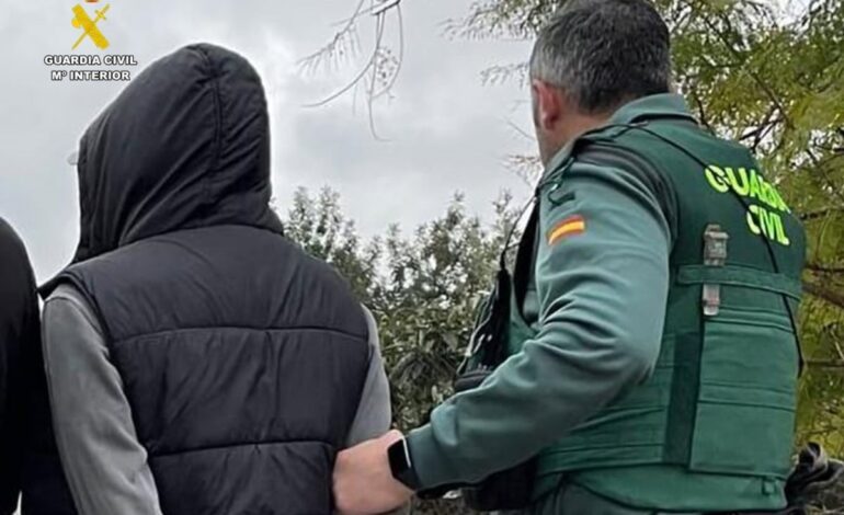 Seis detenidos acusados de robar en una vivienda de Callosa d’en Sarrià (Alicante)