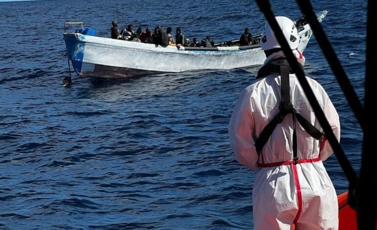 Llegan dos pateras a Ibiza y Formentera con 42 personas a bordo