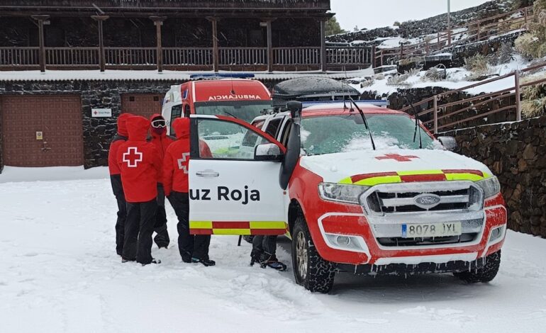 El paso de ‘Emilia’ en Tenerife deja rachas de viento de hasta 146km/h en Izaña y nieve en El Teide
