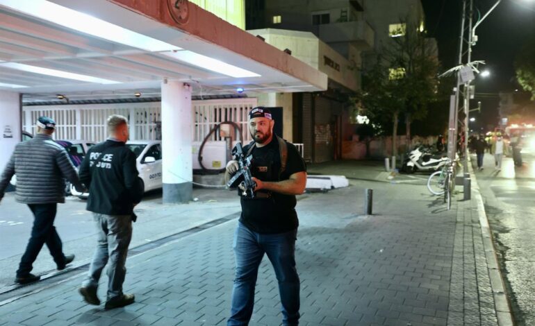 La comunidad árabe-israelí protesta tras un ataque racista contra una mujer en Yafo