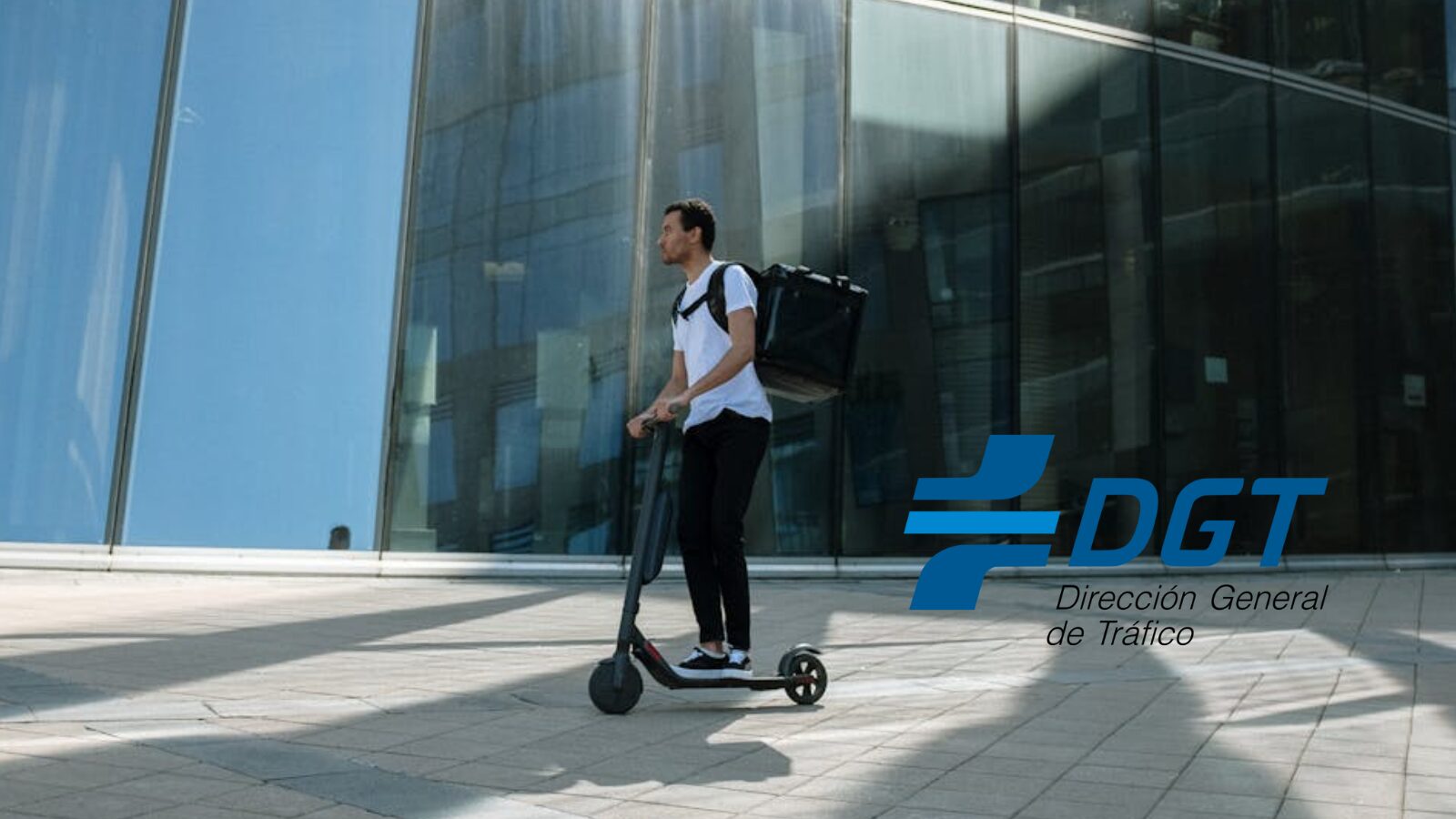 ¿Tu patinete valdrá en un año? La guía de la DGT para saber si un VMP cumplen con los nuevos requisitos