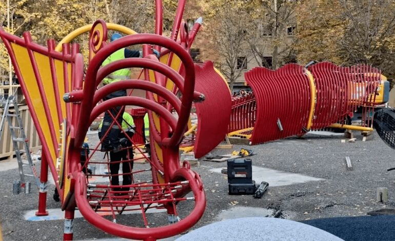 Madrid está instalando el primer parque con un dragón de 19 metros en plena capital