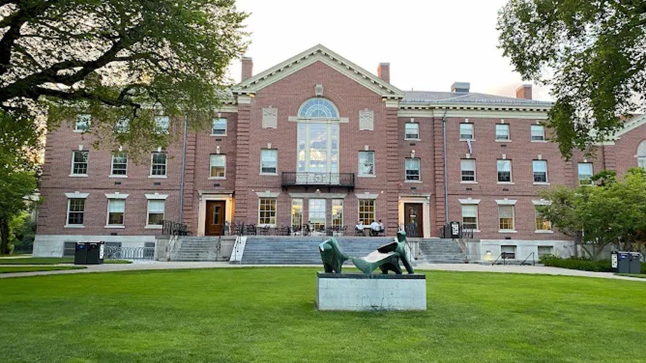 Alerta por un posible tiroteo activo en la Universidad de Brown