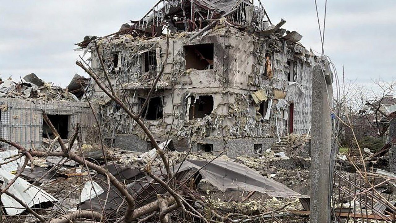 Ucrania denuncia un ataque masivo de Rusia durante la noche con 250 drones y misiles