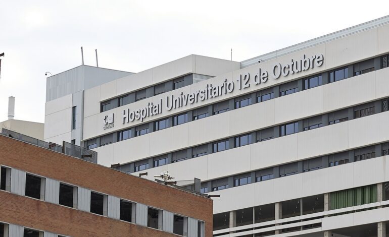 Mejora uno de dos los niños que fue arrojado por su madre en Ciudad Lineal