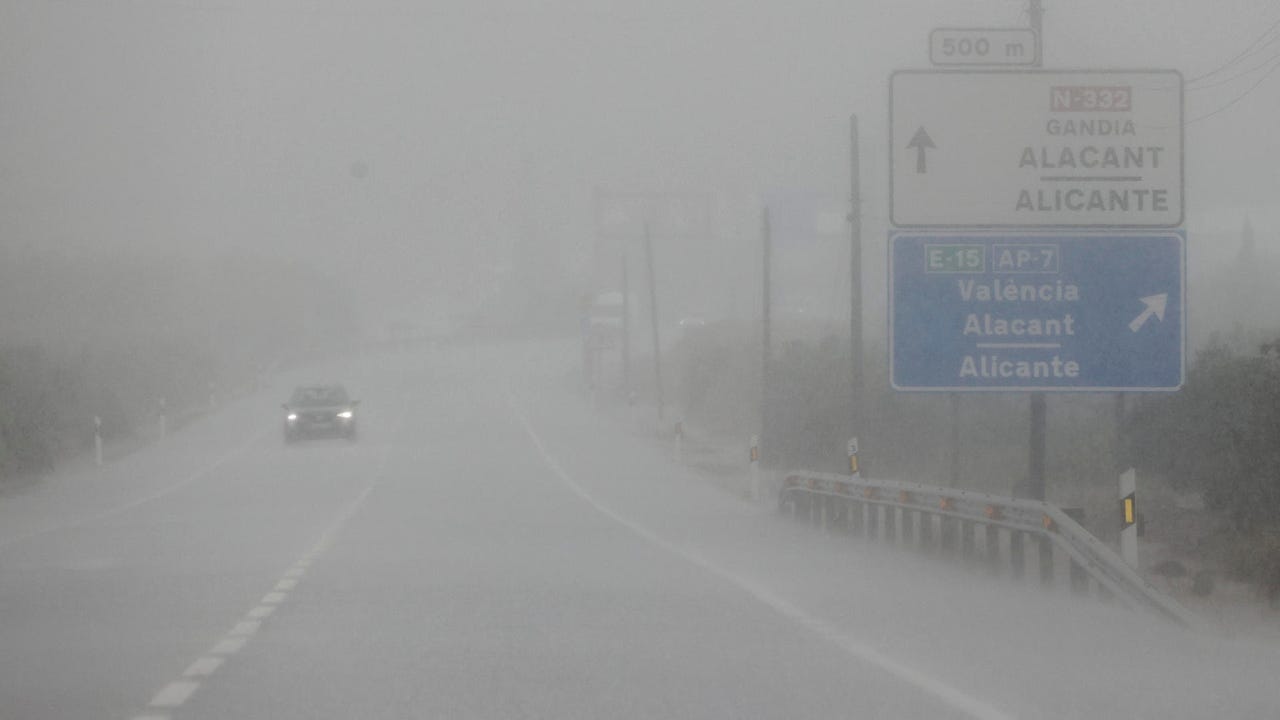 Emilia pone en alerta a España con Valencia en aviso rojo por acumulados de hasta 180 litros por metro cuadrado en 12 horas