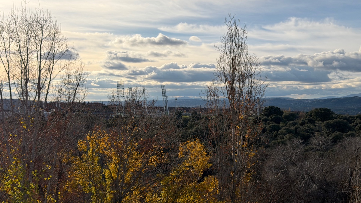 Apple iPhone 17 Pro, análisis: ocho lentes en tu bolsillo y capacidades de cine profesional