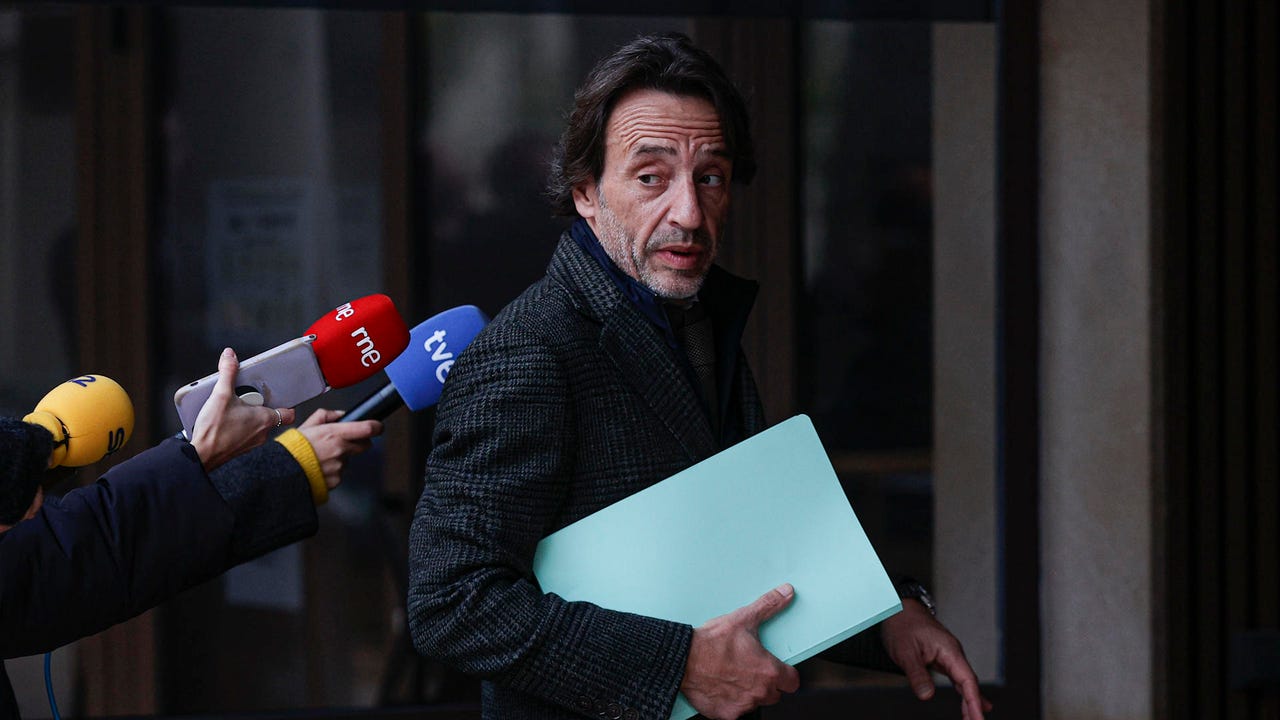 La Asociación de Víctimas de la DANA pide la imputación de José Manuel Cuenca, jefe de gabinete de Carlos Mazón